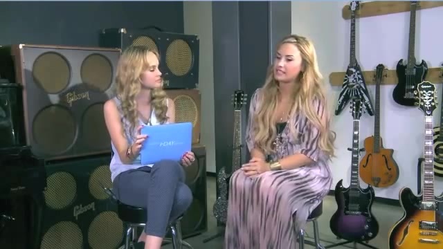 Demi Lovato Acuvue Live Chat - May 16_ 2012 082108