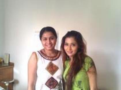 314097_312755768807410_100002189682244_758060_1213033409_n - sara khan 8