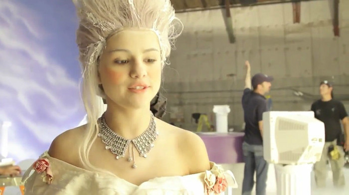 bscap0359 - Selena Gomez-Love You Like A Love Song Behind The Scenes-SC-Part I