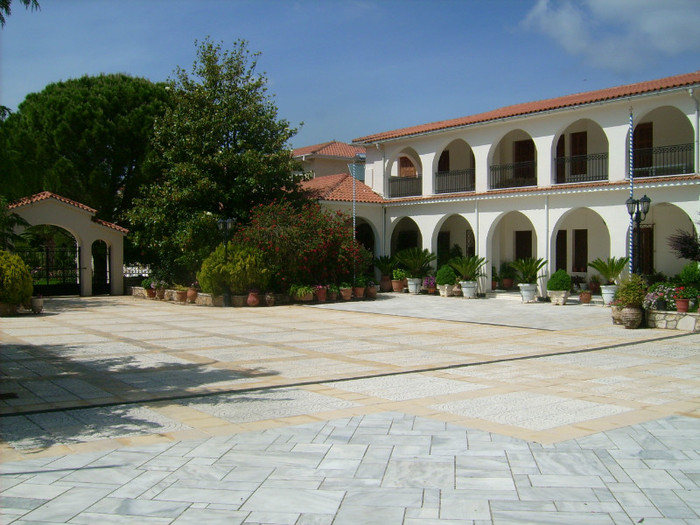 Kefalon2012 313 - 2012-Manastiri biserici