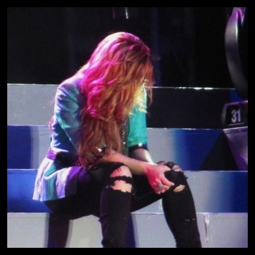 [privea in jos] Trebuie sa rezolv situatia.