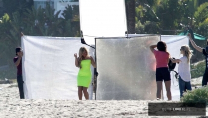 normal_14 - ABC - Demi - Shooting A New PhotoShoot For Self Magazine