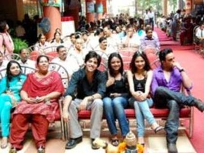 481159_292593830833175_100002476828719_636620_1832797196_n - sara khan 8