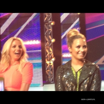 Dems la X Factor (94) - ABC - Demi - At the X Factor Casting