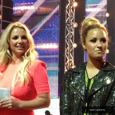 Dems la X Factor (123) - ABC - Demi - At the X Factor Casting