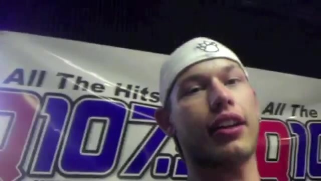 Demi Lovato _Hangs Out_ on Google + 0590