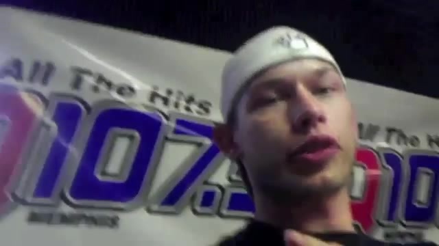 Demi Lovato _Hangs Out_ on Google + 0613