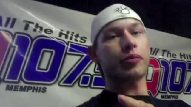 Demi Lovato _Hangs Out_ on Google + 0620