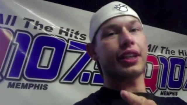 Demi Lovato _Hangs Out_ on Google + 0640