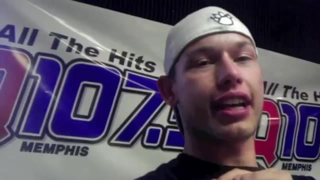 Demi Lovato _Hangs Out_ on Google + 0710