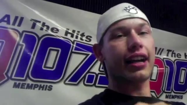 Demi Lovato _Hangs Out_ on Google + 0717