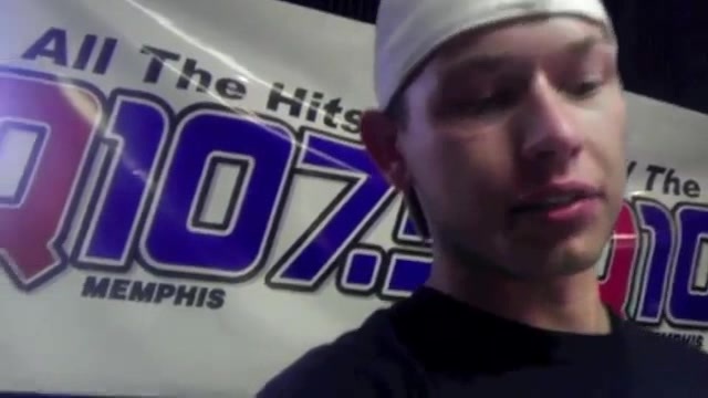 Demi Lovato _Hangs Out_ on Google + 0757