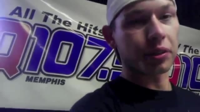 Demi Lovato _Hangs Out_ on Google + 0764