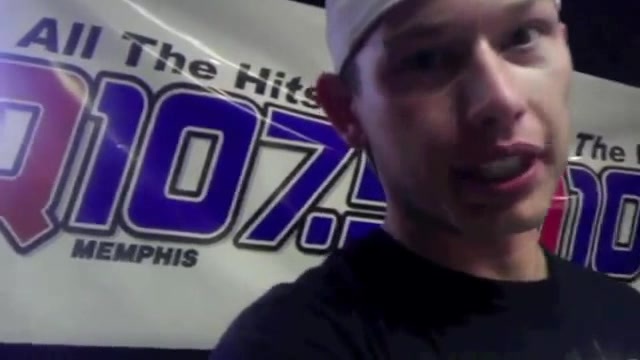 Demi Lovato _Hangs Out_ on Google + 0780