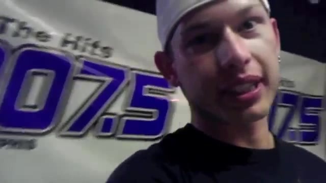 Demi Lovato _Hangs Out_ on Google + 0802