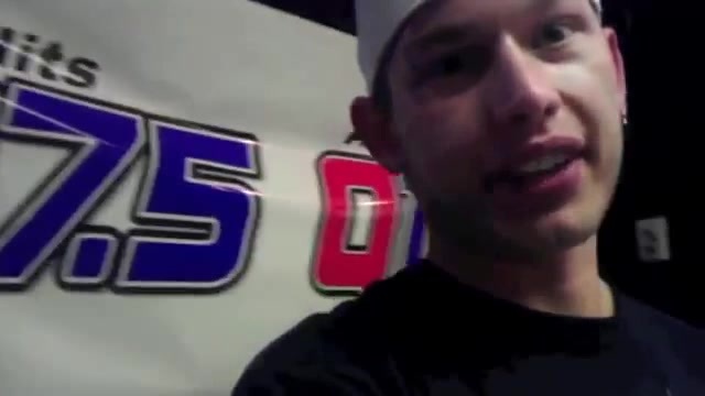 Demi Lovato _Hangs Out_ on Google + 0826