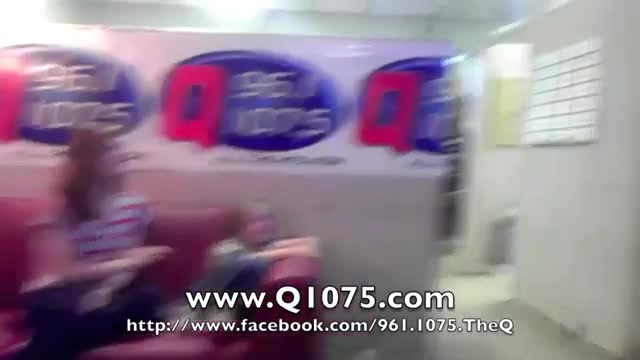 Demi Lovato _Hangs Out_ on Google + 1316