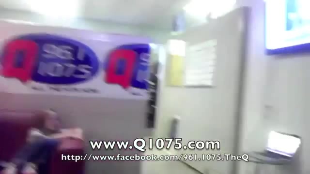 Demi Lovato _Hangs Out_ on Google + 1336