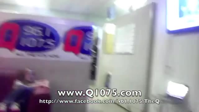 Demi Lovato _Hangs Out_ on Google + 1340