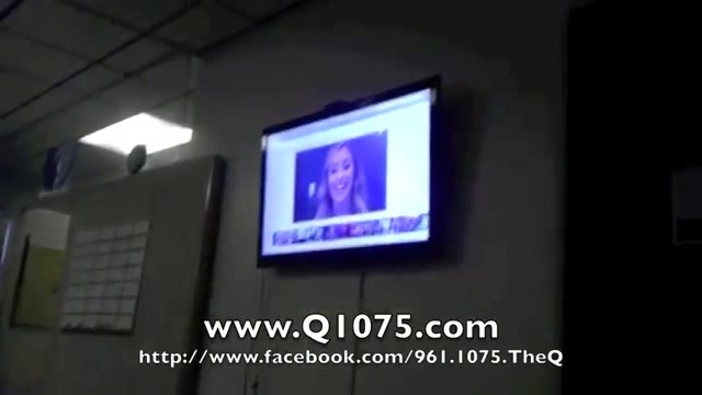 Demi Lovato _Hangs Out_ on Google + 1612 - Demi - Hangs Out on Google Part oo3