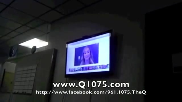 Demi Lovato _Hangs Out_ on Google + 1636 - Demi - Hangs Out on Google Part oo3