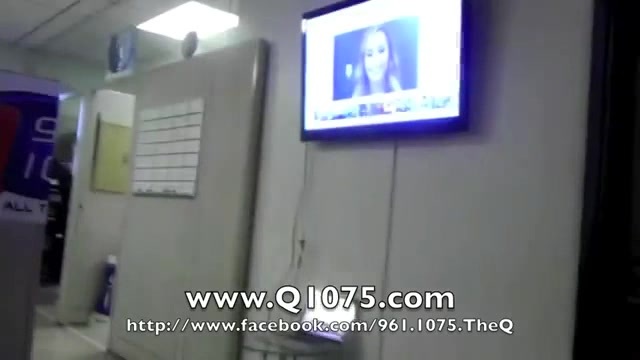 Demi Lovato _Hangs Out_ on Google + 1402 - Demi - Hangs Out on Google Part oo2