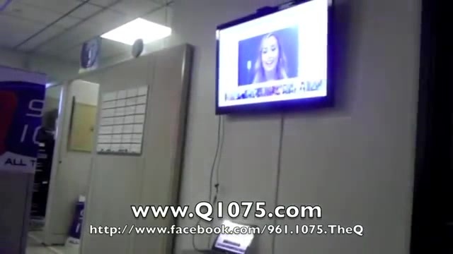 Demi Lovato _Hangs Out_ on Google + 1437 - Demi - Hangs Out on Google Part oo2