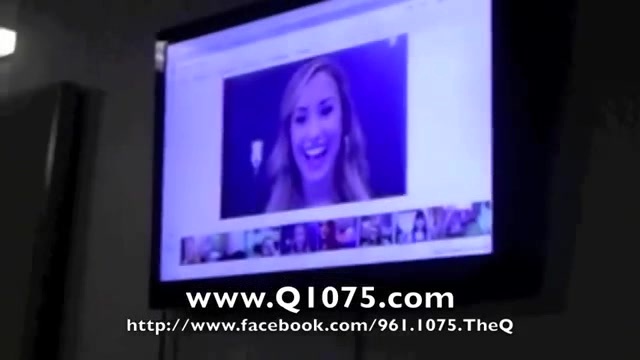 Demi Lovato _Hangs Out_ on Google + 1840 Demi Lovato _Hangs Out_ on Google + 1840