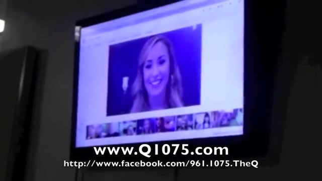 Demi Lovato _Hangs Out_ on Google + 1863 Demi Lovato _Hangs Out_ on Google + 1863
