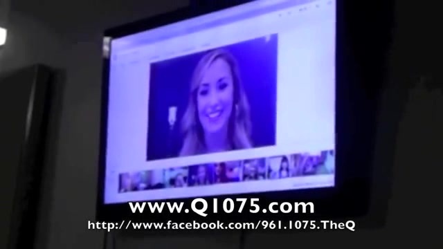 Demi Lovato _Hangs Out_ on Google + 1865 Demi Lovato _Hangs Out_ on Google + 1865