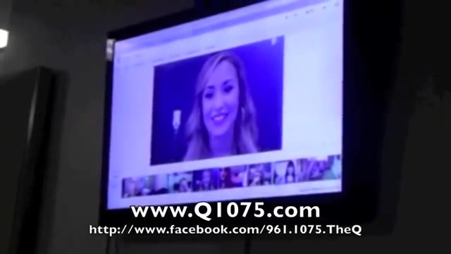 Demi Lovato _Hangs Out_ on Google + 1874