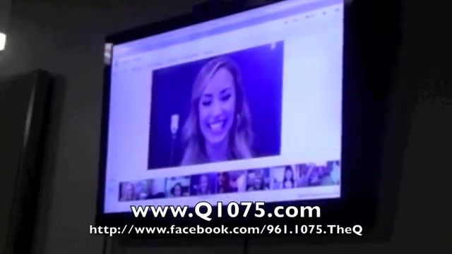 Demi Lovato _Hangs Out_ on Google + 1988