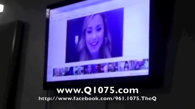 Demi Lovato _Hangs Out_ on Google + 2104 Demi Lovato _Hangs Out_ on Google + 2104
