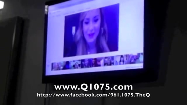 Demi Lovato _Hangs Out_ on Google + 2131 Demi Lovato _Hangs Out_ on Google + 2131