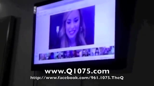Demi Lovato _Hangs Out_ on Google + 2164