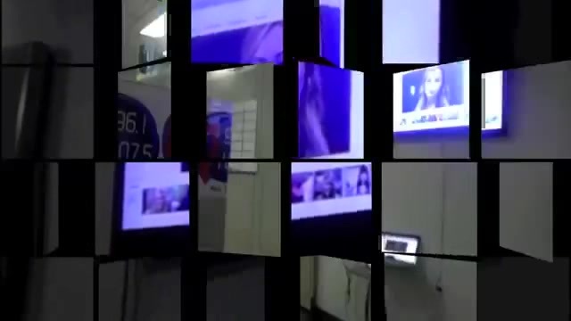 Demi Lovato _Hangs Out_ on Google + 2260