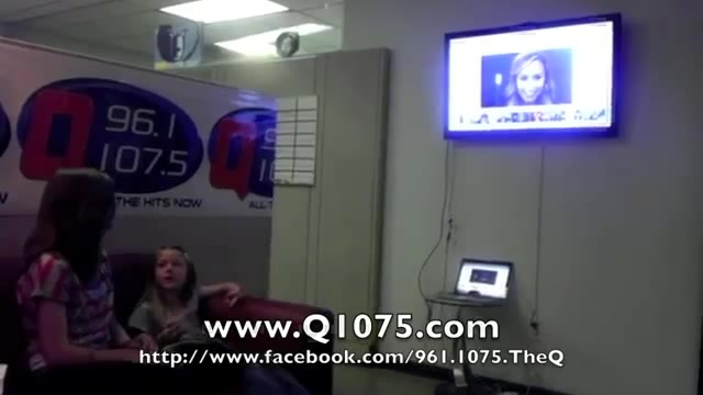 Demi Lovato _Hangs Out_ on Google + 3111 - Demi - Hangs Out on Google Part oo6