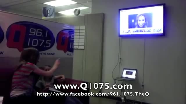 Demi Lovato _Hangs Out_ on Google + 3142 - Demi - Hangs Out on Google Part oo6