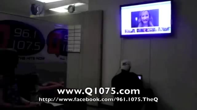 Demi Lovato _Hangs Out_ on Google + 4555 - Demi - Hangs Out on Google Part oo9