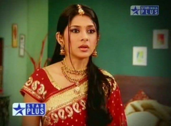 Jennifer_Winget_1260440871_4 - xxJennifer Winget in REDxx