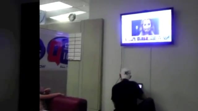 Demi Lovato _Hangs Out_ on Google + 4746
