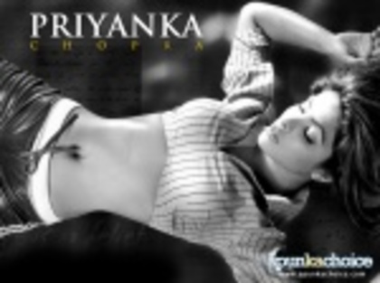 thmbwallpaper-105705 - Priyanka Chopra