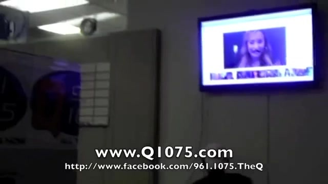 Demi Lovato _Hangs Out_ on Google + 4409 Demi Lovato _Hangs Out_ on Google + 4409
