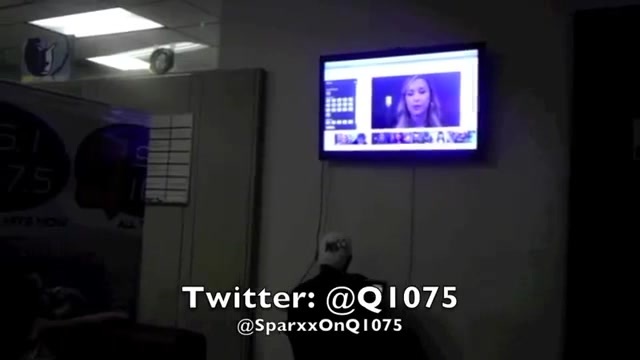 Demi Lovato _Hangs Out_ on Google + 4856 - Demi - Hangs Out on Google Part oo9