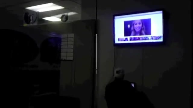 Demi Lovato _Hangs Out_ on Google + 5261