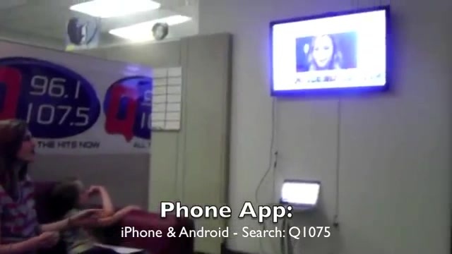 Demi Lovato _Hangs Out_ on Google + 5715 Demi Lovato _Hangs Out_ on Google + 5715