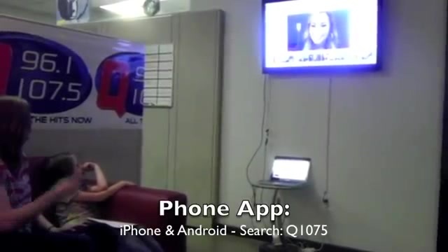 Demi Lovato _Hangs Out_ on Google + 5411 Demi Lovato _Hangs Out_ on Google + 5411