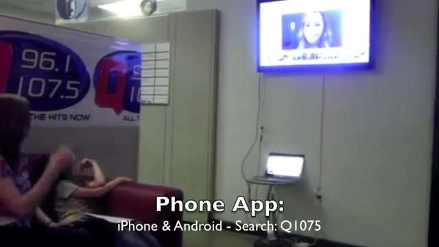 Demi Lovato _Hangs Out_ on Google + 5416 Demi Lovato _Hangs Out_ on Google + 5416