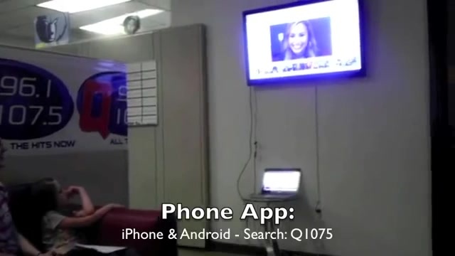 Demi Lovato _Hangs Out_ on Google + 5853 Demi Lovato _Hangs Out_ on Google + 5853