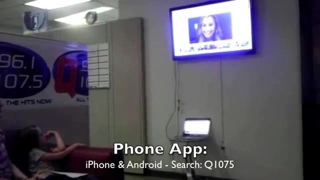 Demi Lovato _Hangs Out_ on Google + 5855 Demi Lovato _Hangs Out_ on Google + 5855